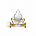 Pirámide de Vidrio Transparente con Pirámide Interior y Base de Metal Dorado de 6 cm