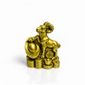 Figura de Cabra Dorada con Monedas de la Fortuna 6.5 cm – Prosperidad y Abundancia