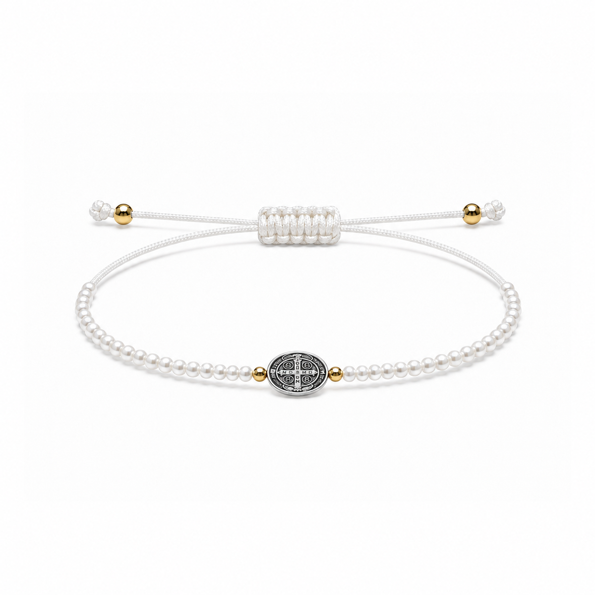 Pulsera Ajustable de San Benito con Mostacillas Blancas – Medalla de Protección