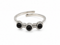 Anillo Ajustable Plateado con Tres Esferas de Obsidiana Natural