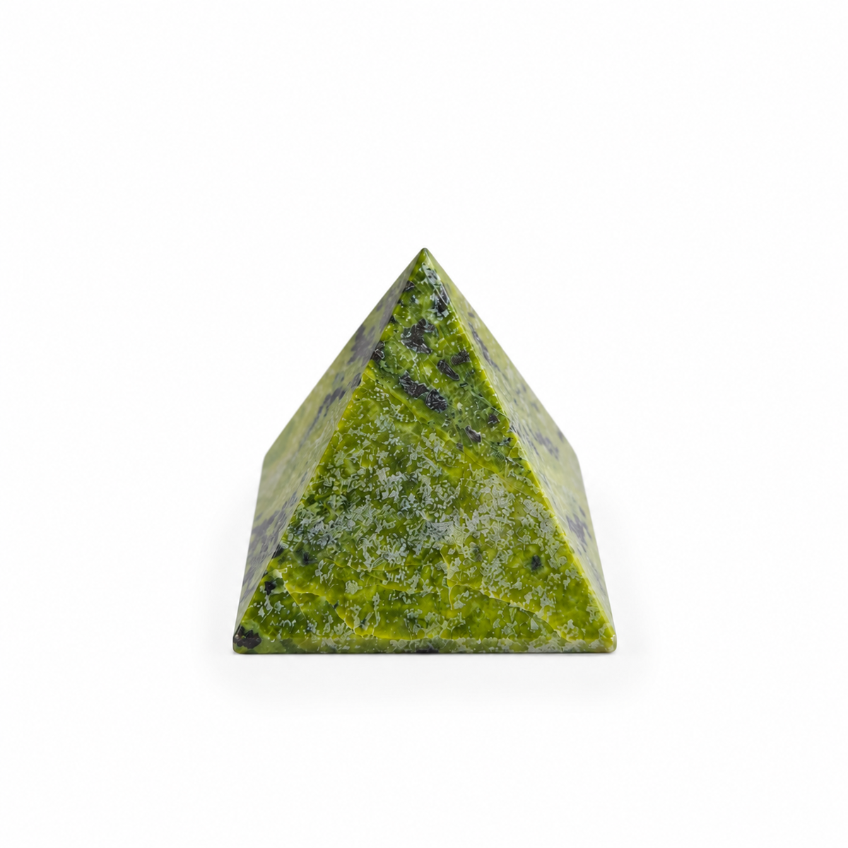 Pirámide de Serpentina Verde – Piedra Natural 179 g